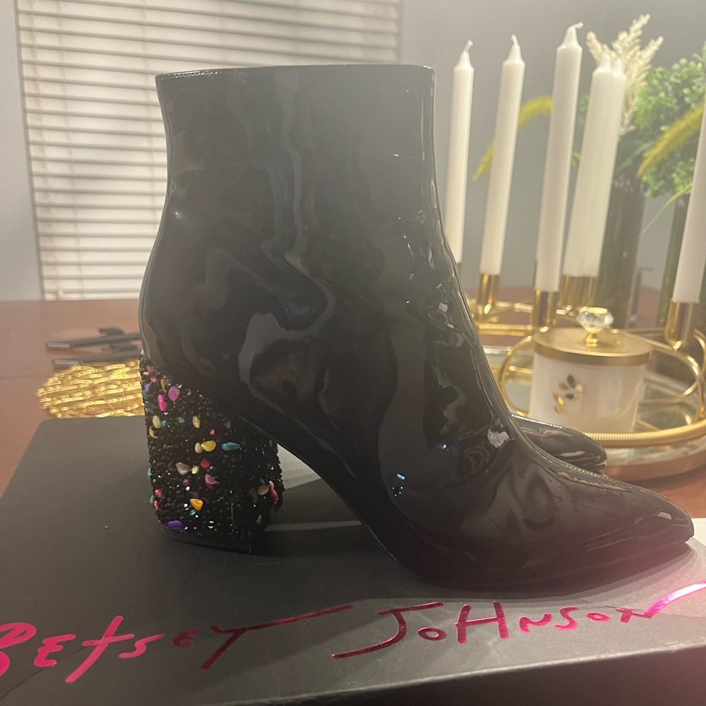 Betsy Johnson Black Patent Bootie